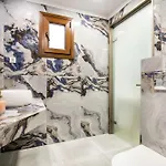 Oasis Deluxe דירה פפקרי