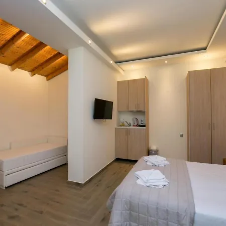 Oasis Deluxe Apartment