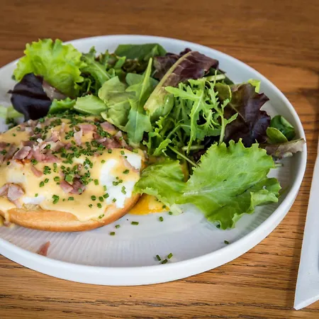 Oasis Deluxe 아파트