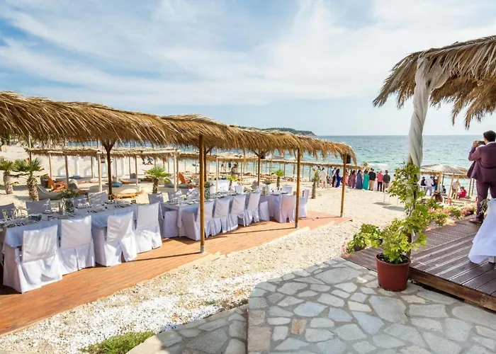 Oasis Deluxe Apartament *